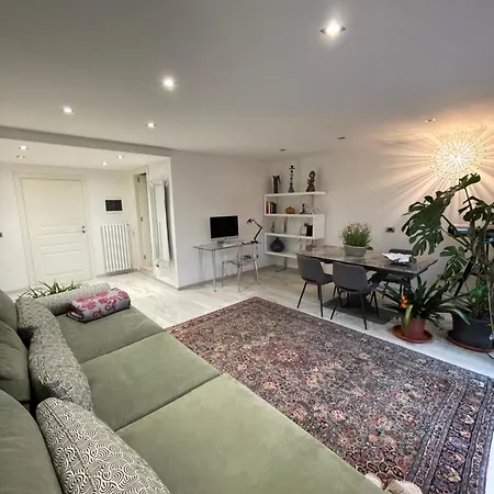 Residenza Lada Apartman *